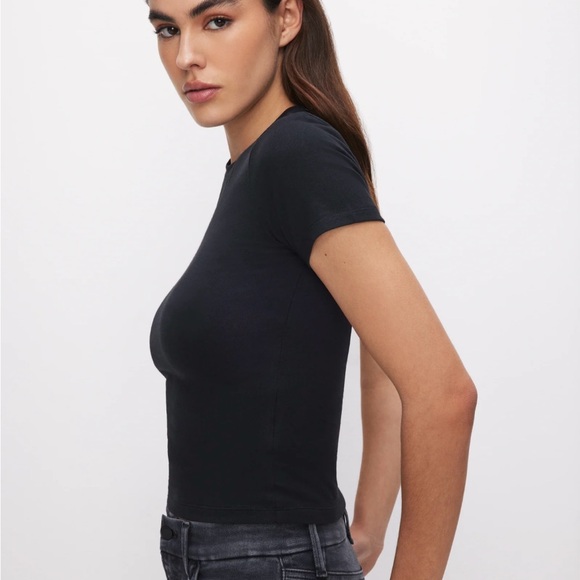 SUPER STRETCH BABY TEE IN BLACK - Picture 4 of 5